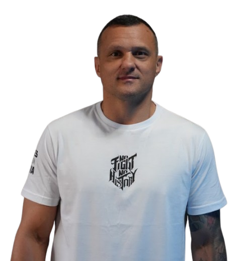 Camiseta Branca - Covardes não fazem história