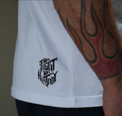 Camiseta Branca - Covardes não fazem história